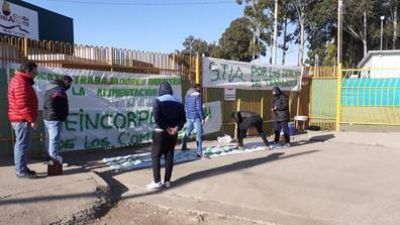 Chubut: Paro total de actividades por tiempo indeterminado en las f�bricas pesqueras por mejoras salariales