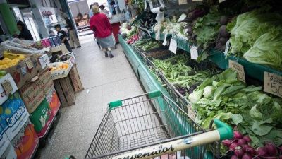 La inflaci�n de junio fue de 2,2% y acumul� una suba de 42,8% en los �ltimos 12 meses