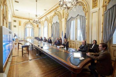 El Consejo Econ�mico y Social arranc� con convocatoria al di�logo pero sin definir pol�ticas