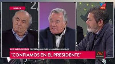 Barrionuevo, al Gobierno: �No jodan con la gente, la pobreza va a ser terrible�