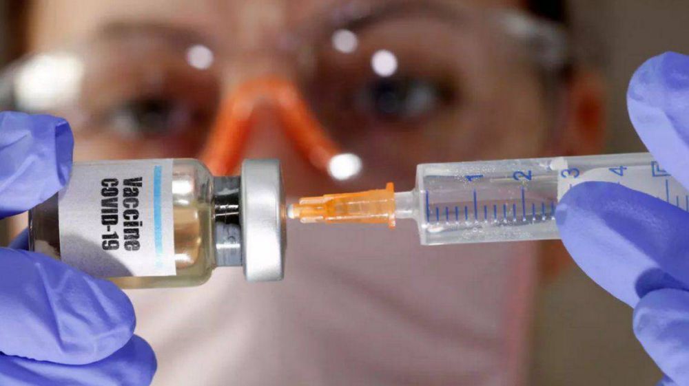 Un argentino se dio la vacuna contra el coronavirus de Oxford: 