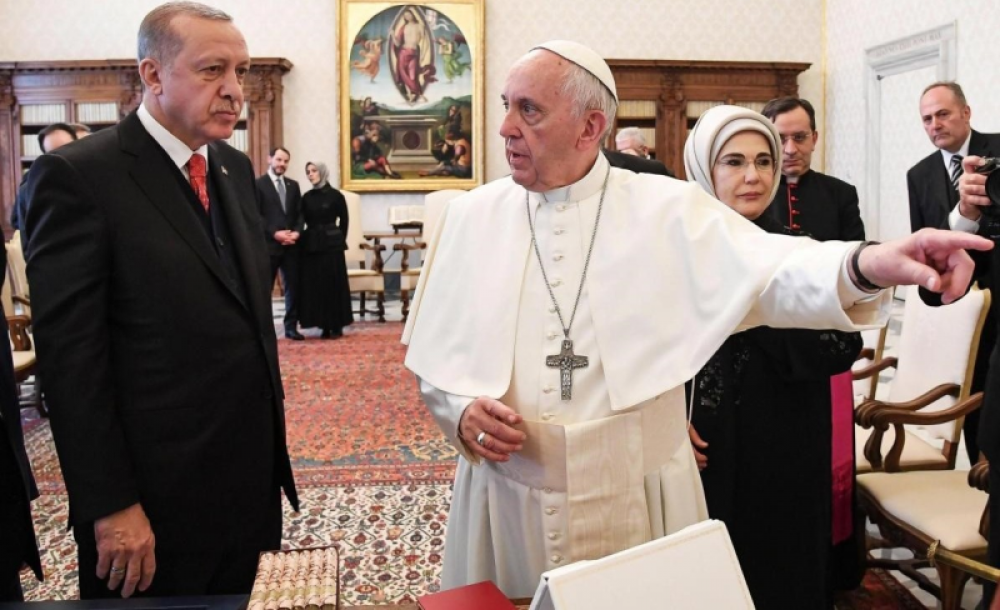 Santa Sofa: Erdogan redobla su apuesta e invita al Papa a la apertura