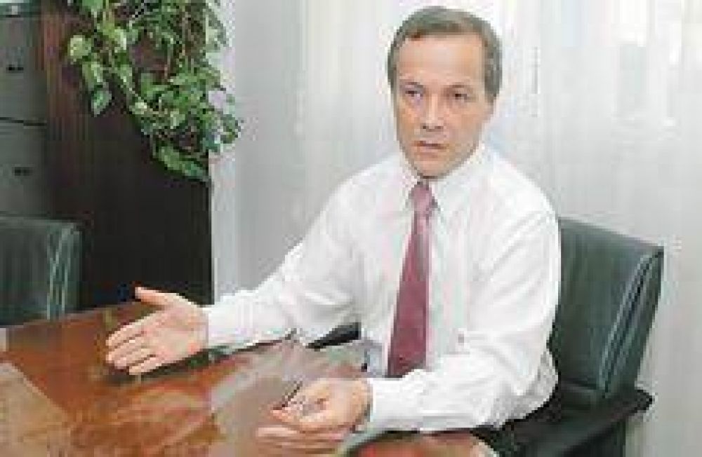 "Con esta ley no se alcanza el para�so medi�tico"