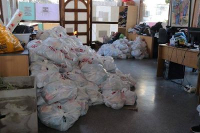 Se repartieron 2500 canastas de alimentos en barrios de Morón