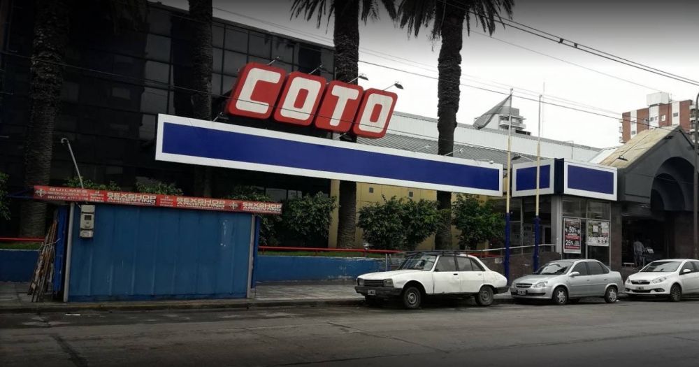 Falleci un trabajador por Covid-19 y sus compaeros responsabilizan a COTO: 