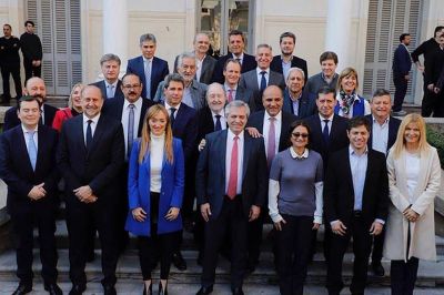 Gobernadores. Est�n en crisis, pero invierten en plazos fijos