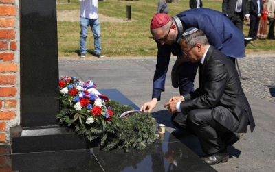 Holocausto: Acto interreligioso en el campo de exterminio de Auschwitz