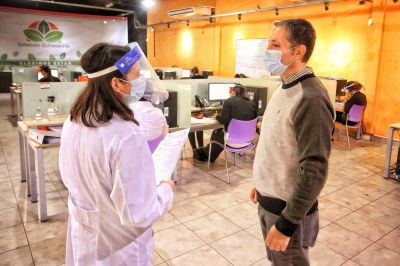 Fernando Gray visit� el Centro de Seguimiento de Pacientes con covid-19 y Contactos Estrechos 
