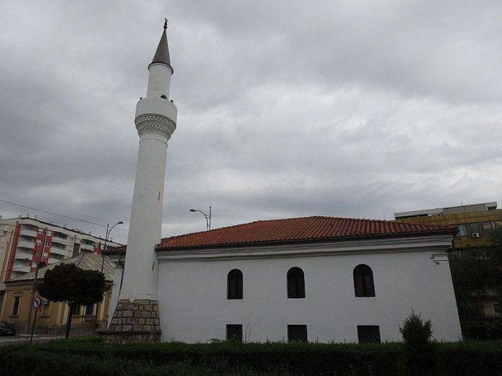 Las mezquitas de Serbia reabren sus puertas