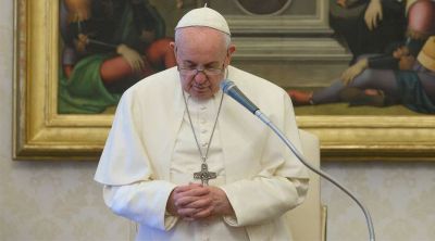 Papa Francisco: �Nuestro coraz�n, incluso sin saberlo, tiene sed de Dios�