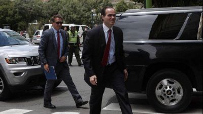 El candidato de Trump para el BID dice que Argentina busca 