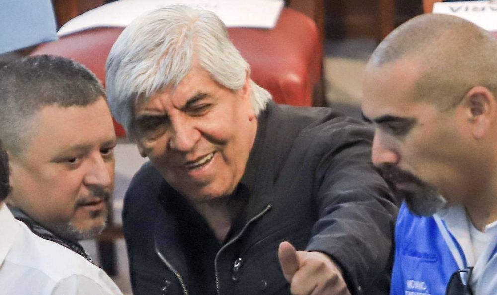 Moyano crece y se queda con la representaci�n de los transportistas de residuos industriales, patol�gicos y no industriales