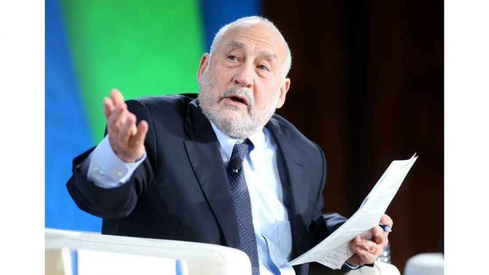 Stiglitz: FMI, déficit y pandemia, los próximos desafíos de Guzmán tras el acuerdo con los bonistas