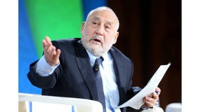 Stiglitz: FMI, déficit y pandemia, los próximos desafíos de Guzmán tras el acuerdo con los bonistas