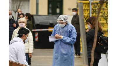 Cuatro de cada diez porte�os testeados por el Plan DetectAR M�vil dieron positivo en coronavirus