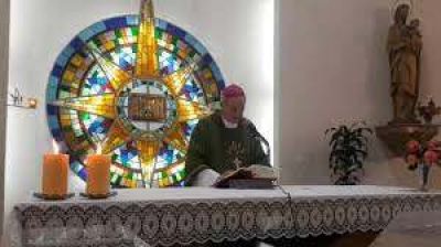 Mons. Lugones: 