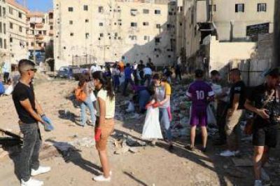 Cristianos y musulmanes recomponen juntos Beirut