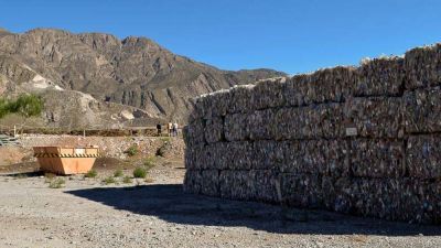 Ambiente pone a la venta una gran cantidad de materiales recuperados