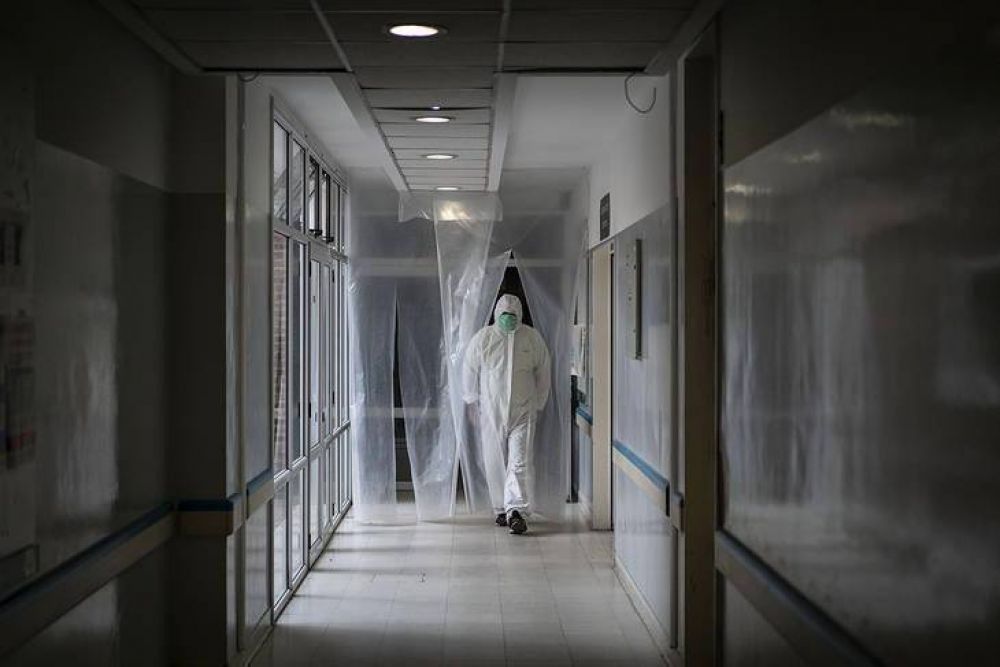 Advierten que el cuello de botella del sistema de salud no son las camas ni respiradores sino el personal mdico