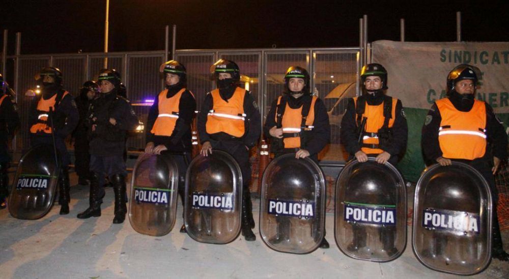 La Corte le cierra la puerta a la sindicalizaci�n policial