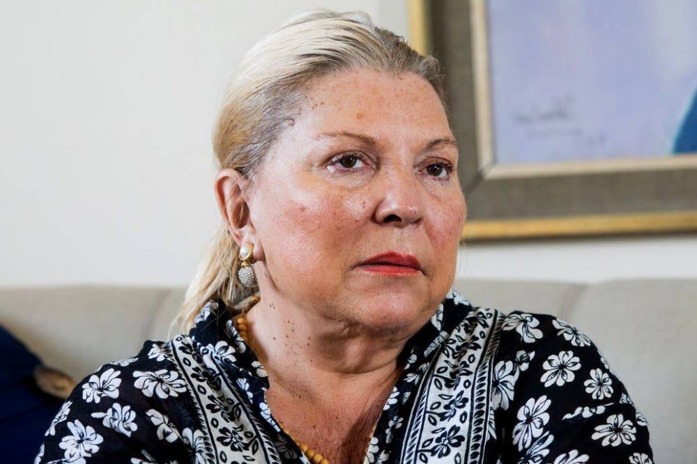 Elisa Carri: 
