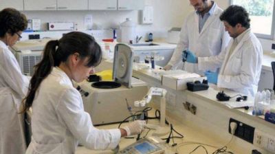 CONICET Mar del Plata fabrica insumos de protecci�n para 12.000 trabajadores de la salud
