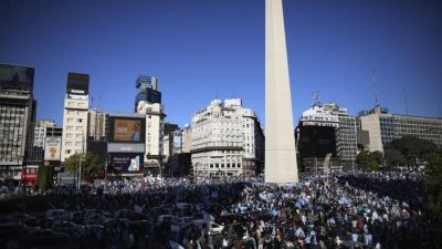 Miles de personas marcharon contra el gobierno en todo el pa�s