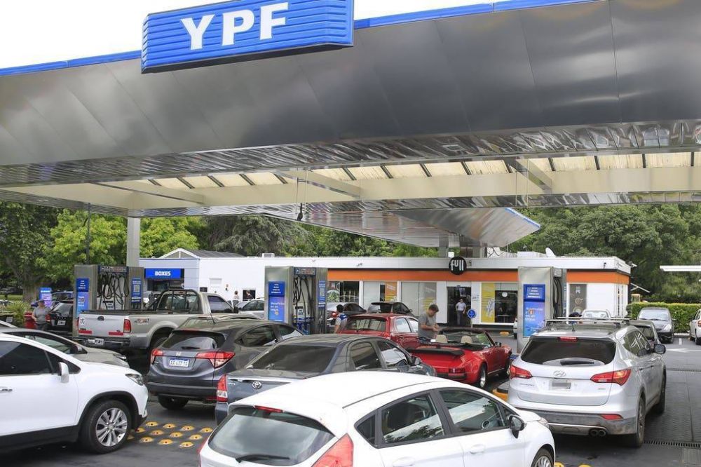 YPF aument 4,5% promedio los precios de la nafta y el gasoil