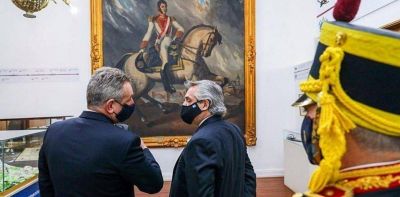 Alberto Fern�ndez rechaza la idea de que el peronismo �salga a la calle� y celebra la reaparici�n de Mauricio Macri