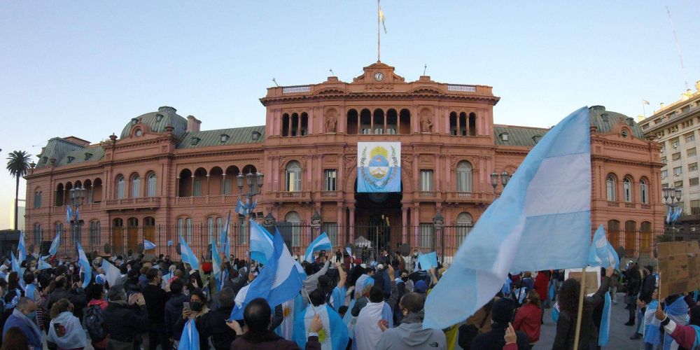 La fuerza del malestar, la gimnasia del desgaste y la duda en el Gobierno