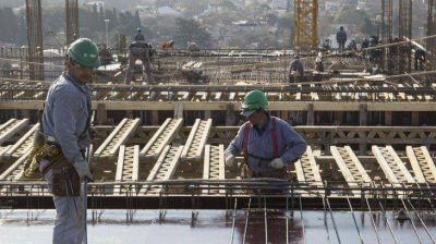 La econom�a se recuper� 7,4% mensual en junio pero acumul� ca�da de casi 13% en el primer semestre