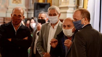 Moderado alivio en los intendentes porque ven que la curva en el Conurbano se est� aplanando