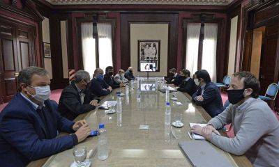 Los intendentes del conurbano que se sientan en la mesa de Kicillof