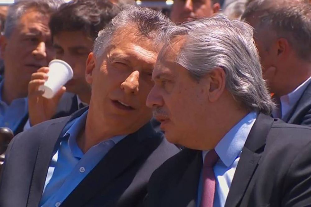 Coronavirus en la Argentina: la charla entre Alberto Fernndez y Mauricio Macri que desat una batalla poltica cinco meses despus