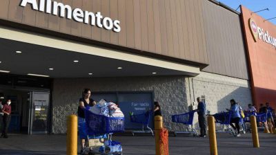 Por la crisis del coronavirus, los argentinos se volcaron a comprar en mayoristas