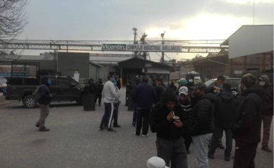 Sostienen el bloqueo de Vicentin hasta que le empresa se siente a negociar salarios