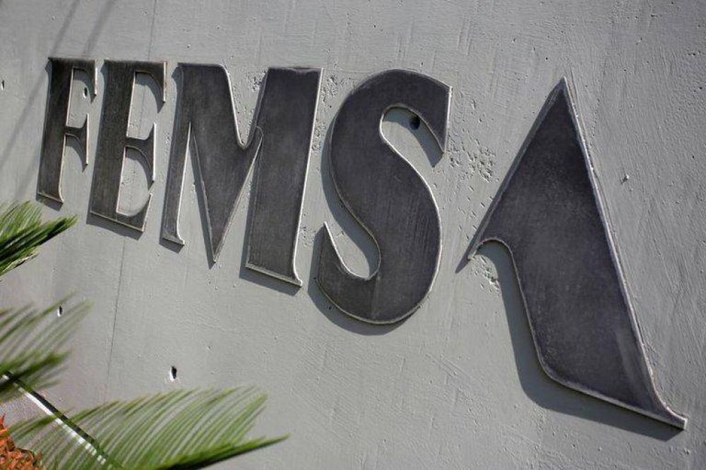 Moody's y Fitch asignan notas a emisin de bonos de mexicana Coca-Cola FEMSA