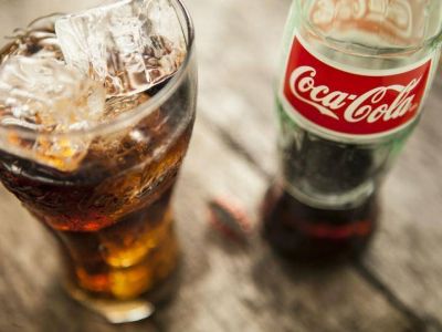 Coca-Cola ampara contra el nuevo etiquetado de advertencia en azcar