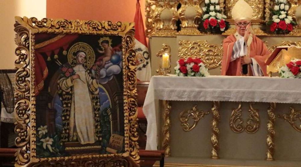 Arzobispo destaca 7 rasgos de la santidad de Santa Rosa de Lima en su da