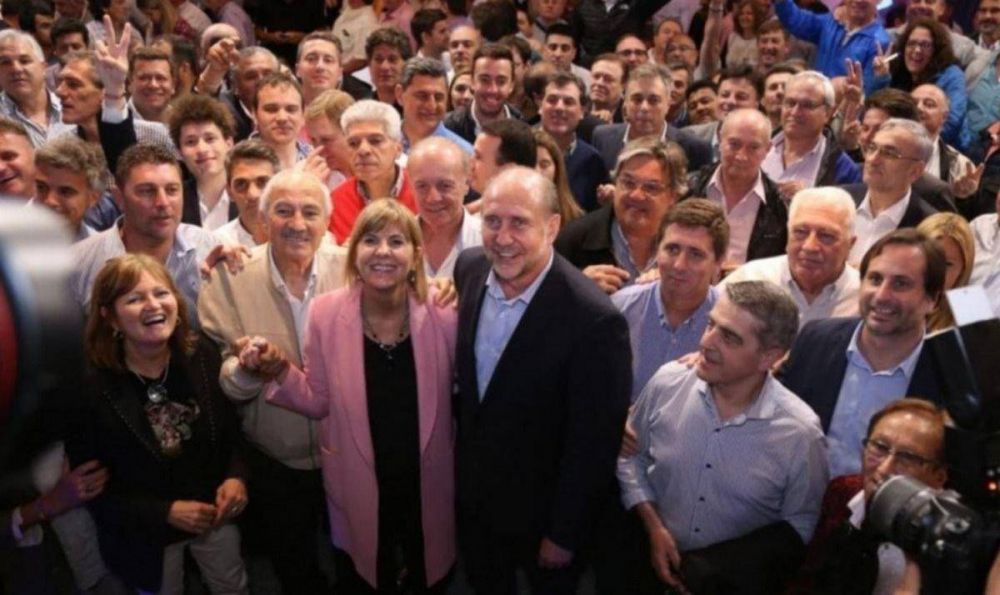 El PJ santafesino agita el armado electoral con un reclamo a Perotti