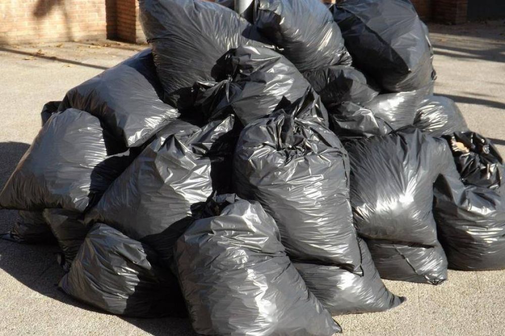 La Municipalidad solicit a los vecinos que desinfecten las bolsas de residuos