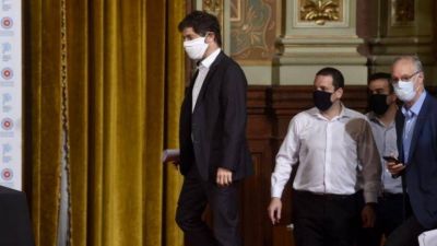Desbordado por la pandemia, Kicillof gastar� 53 millones en 200 camas de terapia intensiva