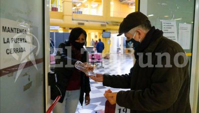 Desesperante situaci�n de los afiliados del PAMI en Salta
