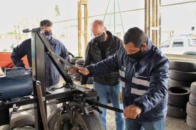 Basural: segunda jornada de tratamiento de neum�ticos