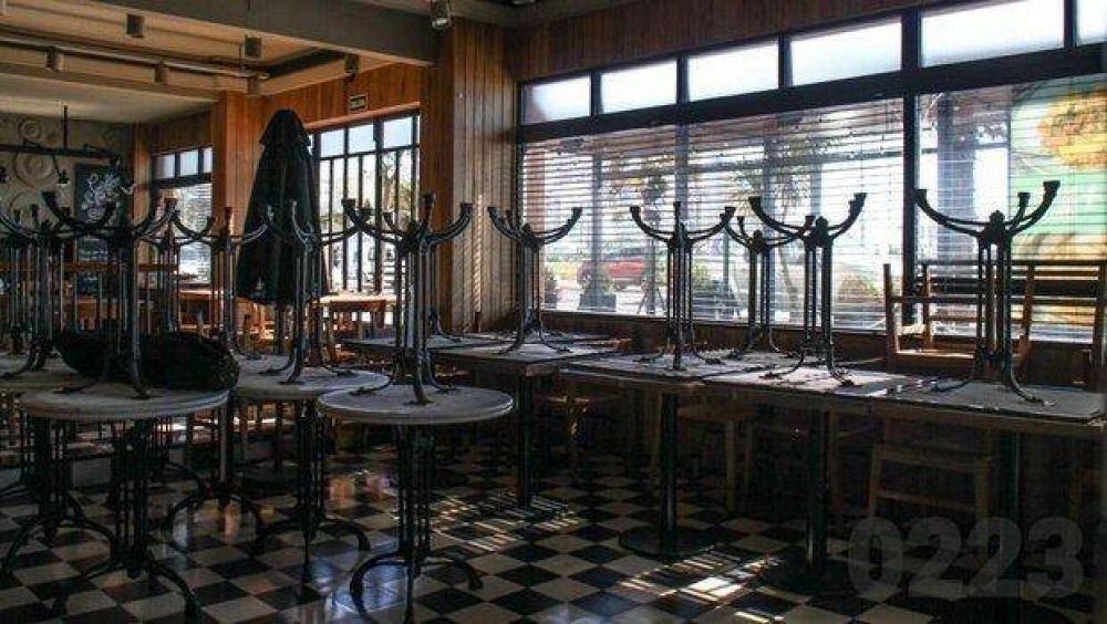 A modo de protesta, gastronmicos reabren sus puertas: 