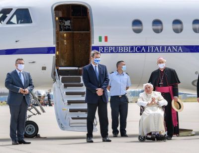 Benedicto XVI agradece en una carta la cercan�a tras la muerte de su hermano