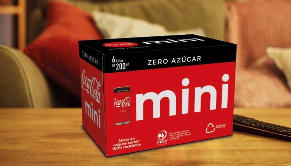 Coca-Cola cambia por cartn el embalaje de sus packs y elimina las anillas de plstico que agrupan las latas
