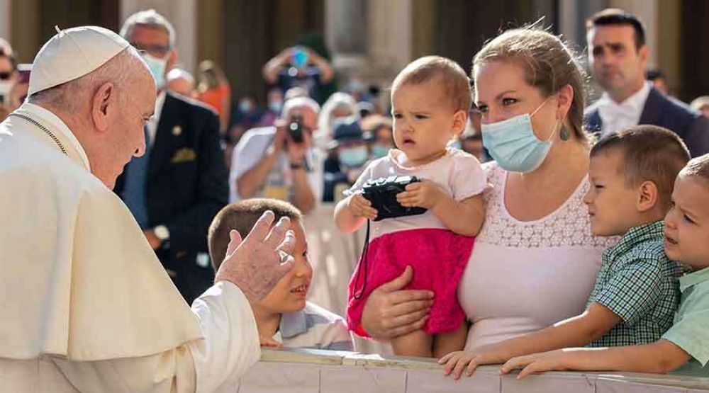 As fue la alegra del Papa al recibir a familias numerosas en el Vaticano Redaccin ACI Prensa