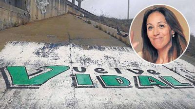 Vidal define su futuro y se mantiene leal al jefe de Gobierno