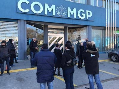 Comerciantes de galer�as no descartan imitar a obreros de la construcci�n